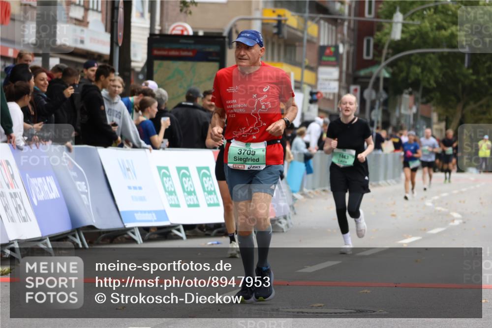 21.09.2025 - PSD Bank Halbmarathon Strokosch-Dieckow http://msf.ph/oto/8947953 21.09.2025 12:30:07 Ziel 1030, 1443, 2667, 3287, 3351, 3709, 4043 meine-sportfotos.de
