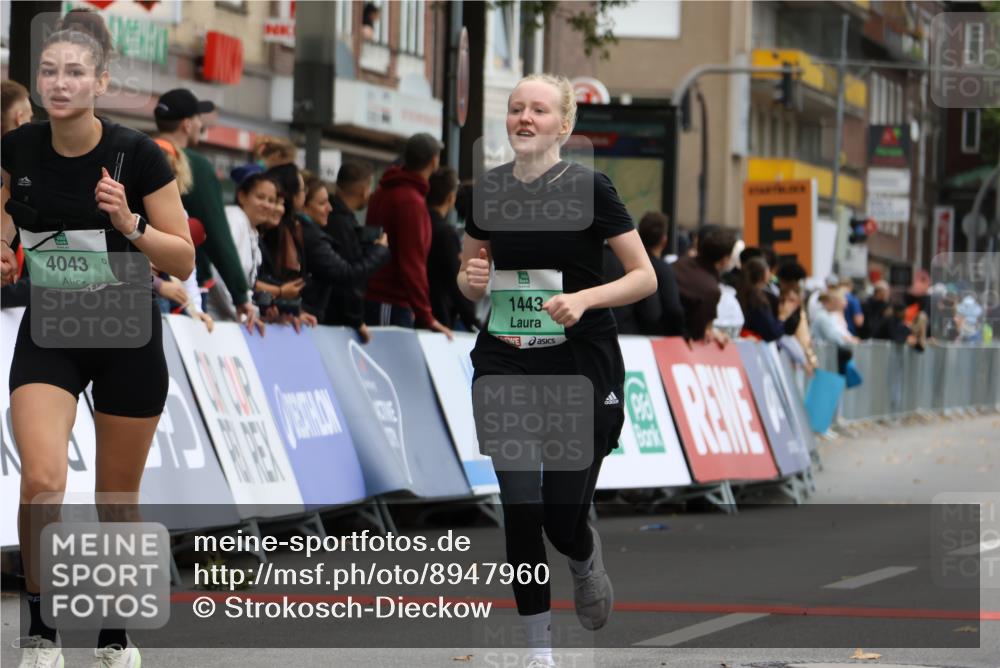 21.09.2025 - PSD Bank Halbmarathon Strokosch-Dieckow http://msf.ph/oto/8947960 21.09.2025 12:30:12 Ziel 1030, 1443, 3709, 4043 meine-sportfotos.de