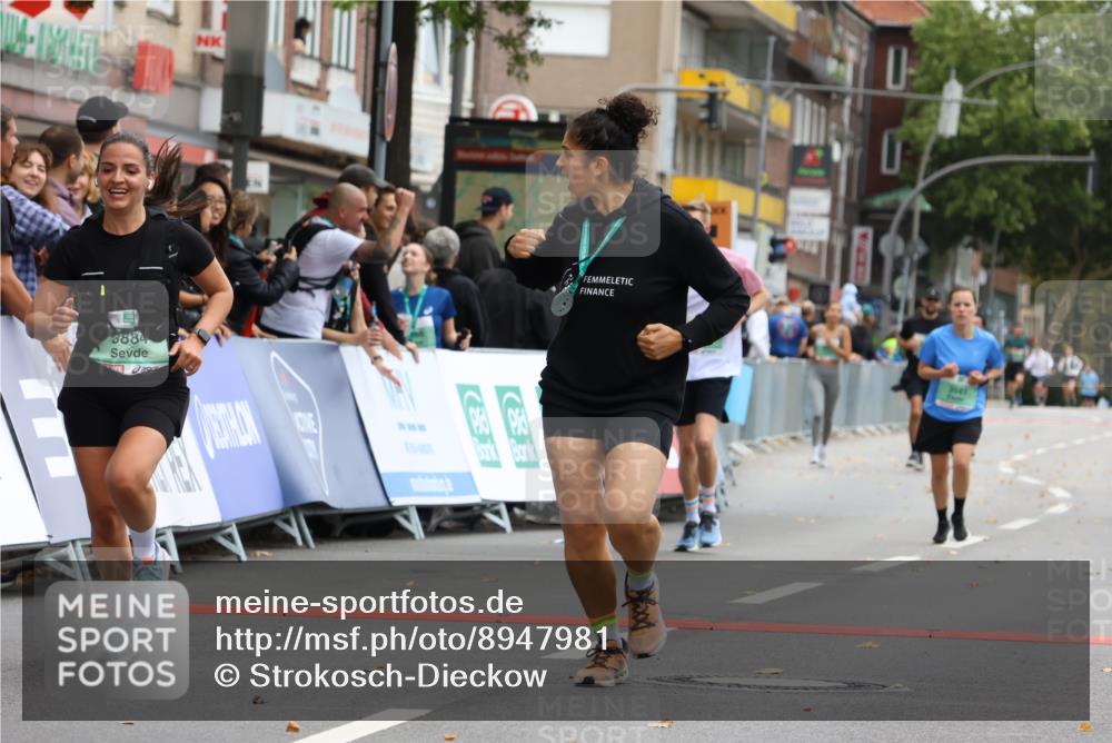 21.09.2025 - PSD Bank Halbmarathon Strokosch-Dieckow http://msf.ph/oto/8947981 21.09.2025 12:30:48 Ziel 2948, 3470, 3581, 3884 meine-sportfotos.de