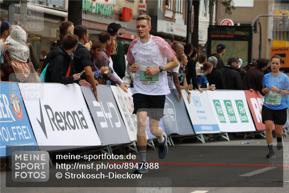 21.09.2025 - PSD Bank Halbmarathon Strokosch-Dieckow http://msf.ph/oto/8947988 21.09.2025 12:30:52 Ziel 2948, 3470, 3581, 3730, 3884 meine-sportfotos.de