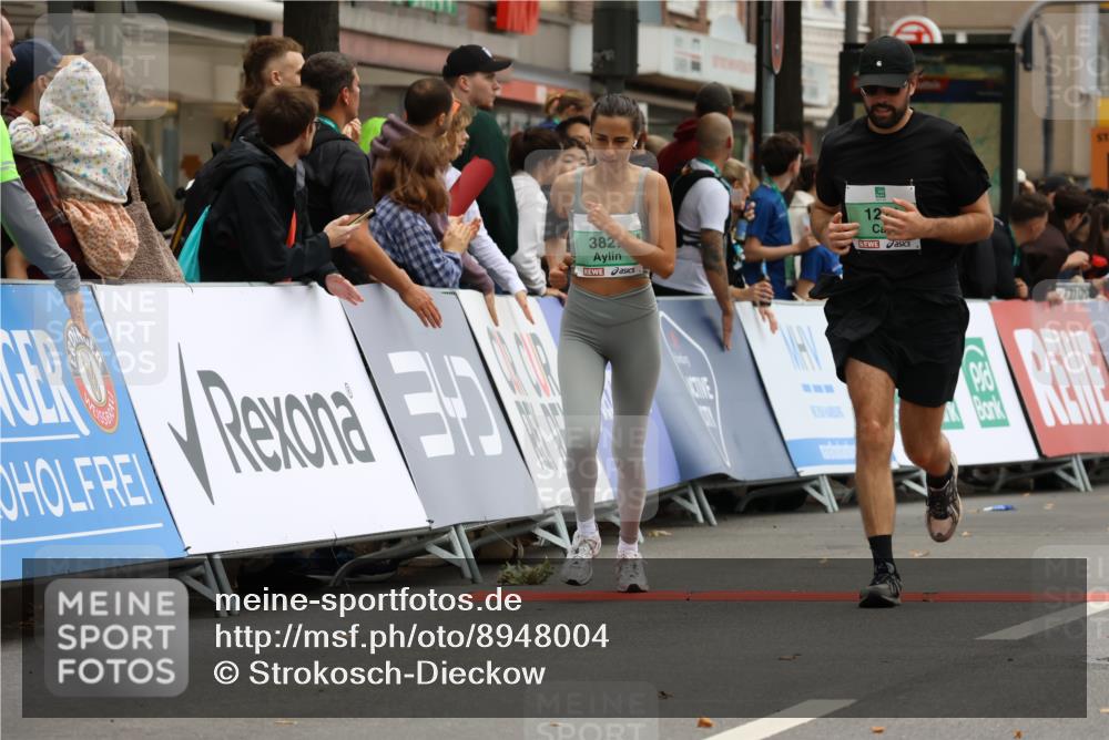 21.09.2025 - PSD Bank Halbmarathon Strokosch-Dieckow http://msf.ph/oto/8948004 21.09.2025 12:31:02 Ziel 1224, 2773, 3581, 3730, 3827 meine-sportfotos.de
