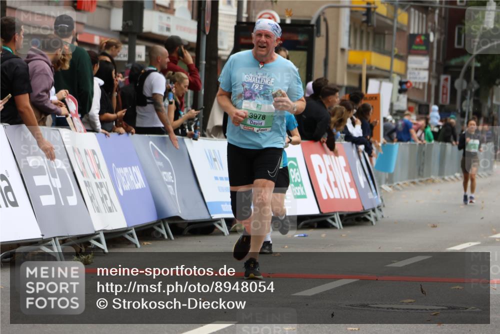 21.09.2025 - PSD Bank Halbmarathon Strokosch-Dieckow http://msf.ph/oto/8948054 21.09.2025 12:32:13 Ziel 1260, 2679, 3289, 3316, 3978, 3994 meine-sportfotos.de