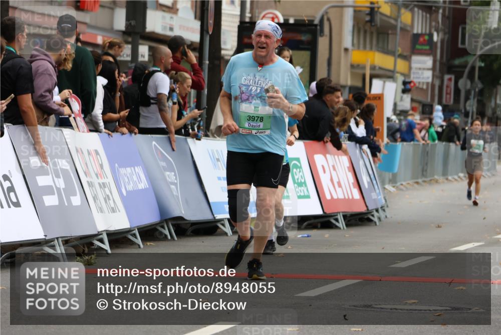 21.09.2025 - PSD Bank Halbmarathon Strokosch-Dieckow http://msf.ph/oto/8948055 21.09.2025 12:32:13 Ziel 1260, 2679, 3289, 3316, 3978, 3994 meine-sportfotos.de