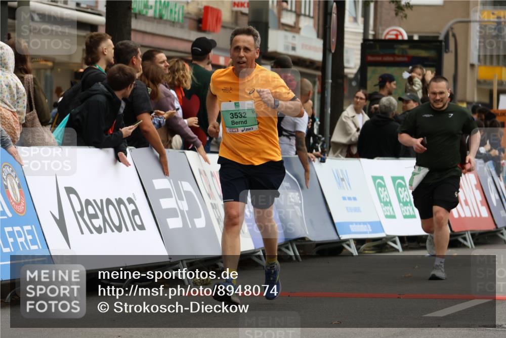 21.09.2025 - PSD Bank Halbmarathon Strokosch-Dieckow http://msf.ph/oto/8948074 21.09.2025 12:32:42 Ziel 3379, 3532, 3660 meine-sportfotos.de