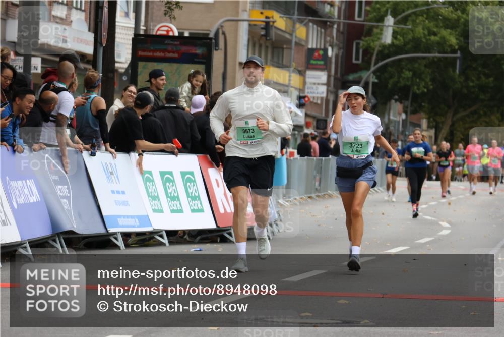 21.09.2025 - PSD Bank Halbmarathon Strokosch-Dieckow http://msf.ph/oto/8948098 21.09.2025 12:33:26 Ziel 3400, 3673, 3723 meine-sportfotos.de