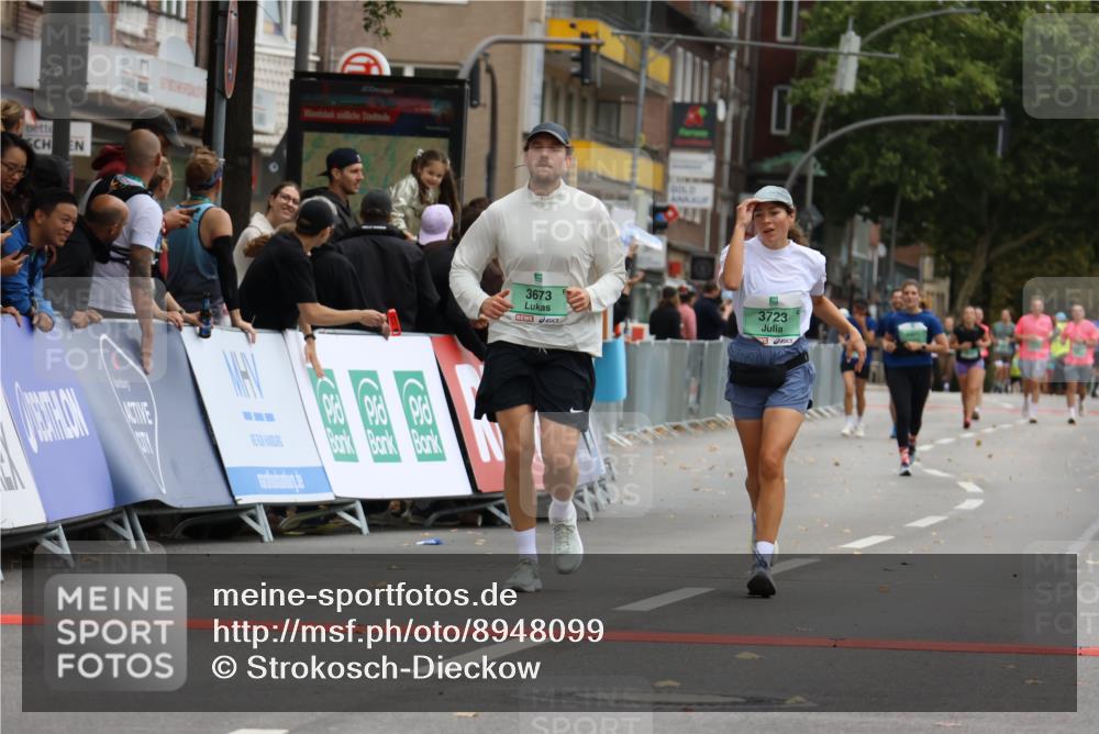 21.09.2025 - PSD Bank Halbmarathon Strokosch-Dieckow http://msf.ph/oto/8948099 21.09.2025 12:33:26 Ziel 3400, 3673, 3723 meine-sportfotos.de