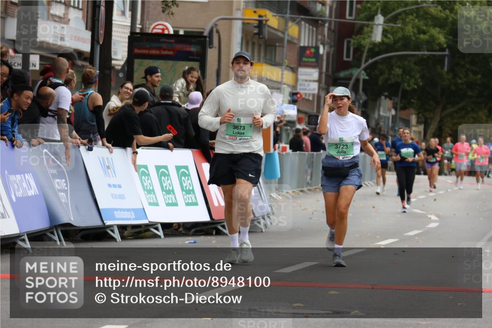 21.09.2025 - PSD Bank Halbmarathon Strokosch-Dieckow http://msf.ph/oto/8948100 21.09.2025 12:33:26 Ziel 3400, 3673, 3723 meine-sportfotos.de