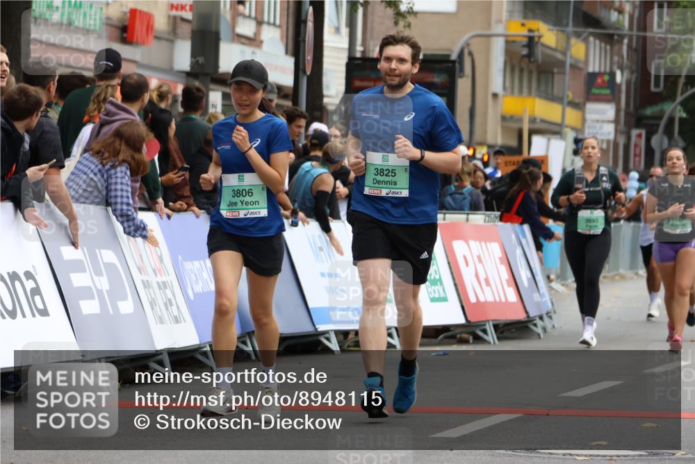 21.09.2025 - PSD Bank Halbmarathon Strokosch-Dieckow http://msf.ph/oto/8948115 21.09.2025 12:33:49 Ziel 3401, 3693, 3697, 3806, 3825 meine-sportfotos.de