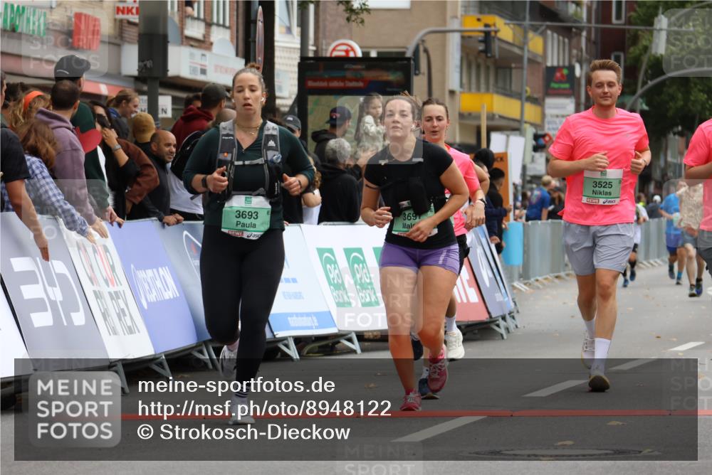 21.09.2025 - PSD Bank Halbmarathon Strokosch-Dieckow http://msf.ph/oto/8948122 21.09.2025 12:33:55 Ziel 1650, 2735, 3509, 3525, 3693, 3697, 3806, 3825 meine-sportfotos.de