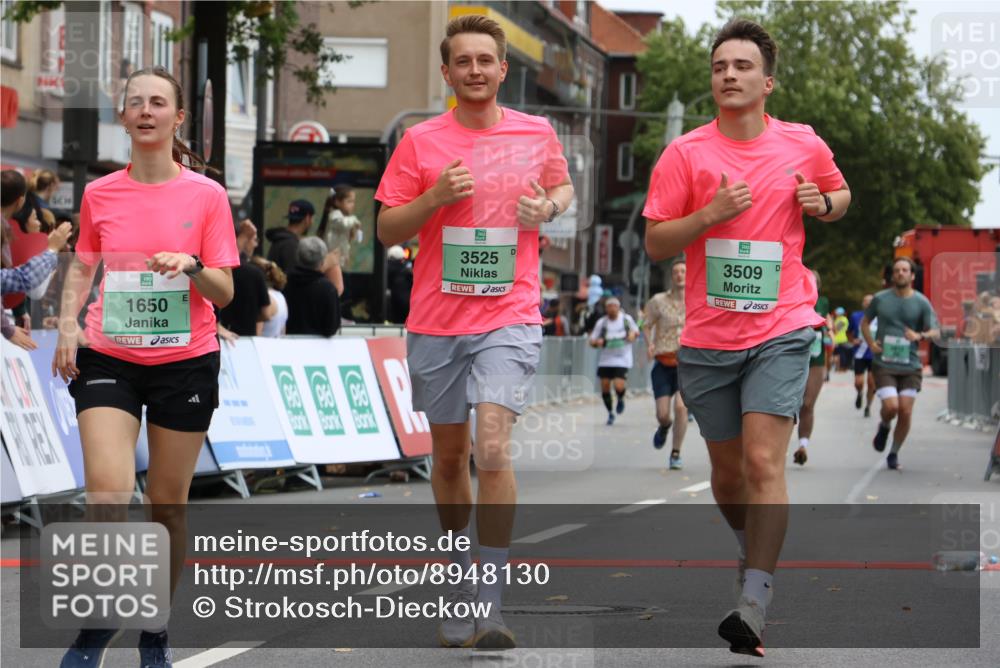 21.09.2025 - PSD Bank Halbmarathon Strokosch-Dieckow http://msf.ph/oto/8948130 21.09.2025 12:33:59 Ziel 1650, 2735, 3509, 3525, 3693, 3697, 3806, 3812, 3825, 3826, 3862 meine-sportfotos.de
