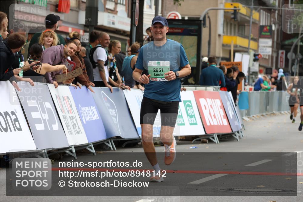 21.09.2025 - PSD Bank Halbmarathon Strokosch-Dieckow http://msf.ph/oto/8948142 21.09.2025 12:34:27 Ziel 1464, 2651, 3953 meine-sportfotos.de