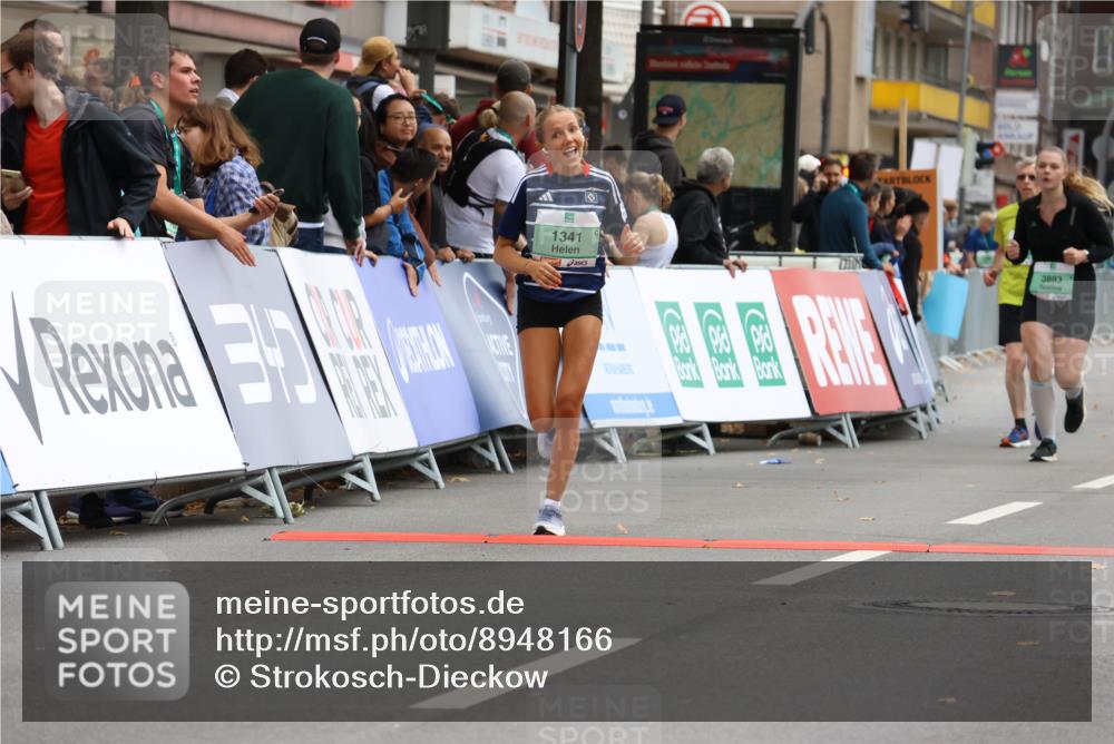 21.09.2025 - PSD Bank Halbmarathon Strokosch-Dieckow http://msf.ph/oto/8948166 21.09.2025 12:35:09 Ziel 1341, 1680, 3387, 3811, 3883 meine-sportfotos.de