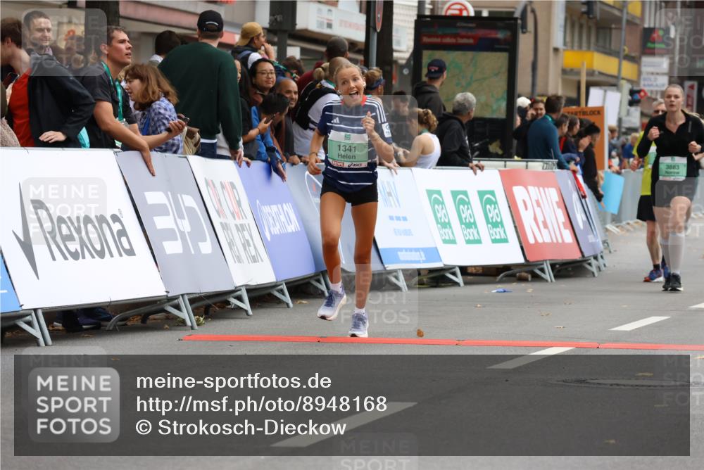 21.09.2025 - PSD Bank Halbmarathon Strokosch-Dieckow http://msf.ph/oto/8948168 21.09.2025 12:35:09 Ziel 1341, 1680, 3387, 3811, 3883 meine-sportfotos.de