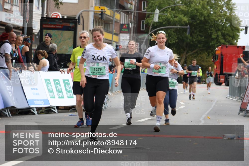 21.09.2025 - PSD Bank Halbmarathon Strokosch-Dieckow http://msf.ph/oto/8948174 21.09.2025 12:35:17 Ziel 1278, 1279, 1341, 2647, 3322, 3442, 3508, 3883 meine-sportfotos.de