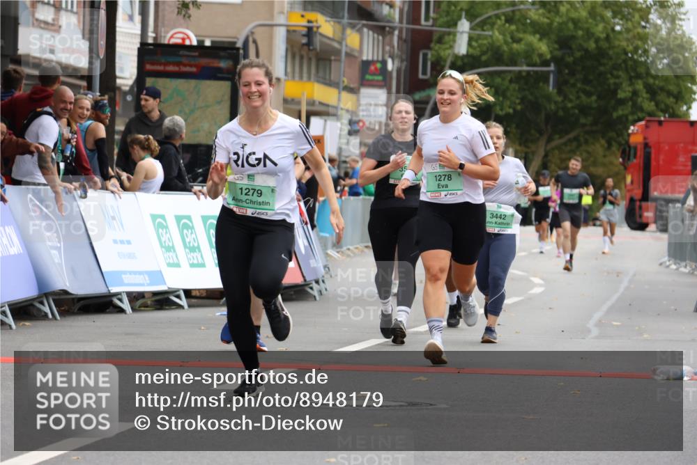 21.09.2025 - PSD Bank Halbmarathon Strokosch-Dieckow http://msf.ph/oto/8948179 21.09.2025 12:35:17 Ziel 1278, 1279, 1341, 2647, 3322, 3442, 3508, 3883 meine-sportfotos.de