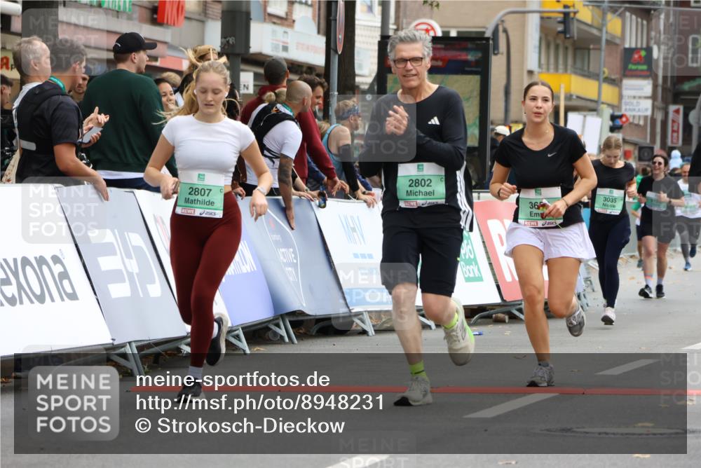 21.09.2025 - PSD Bank Halbmarathon Strokosch-Dieckow http://msf.ph/oto/8948231 21.09.2025 12:36:36 Ziel 2802, 2807, 3035, 3656, 3721, 3772 meine-sportfotos.de