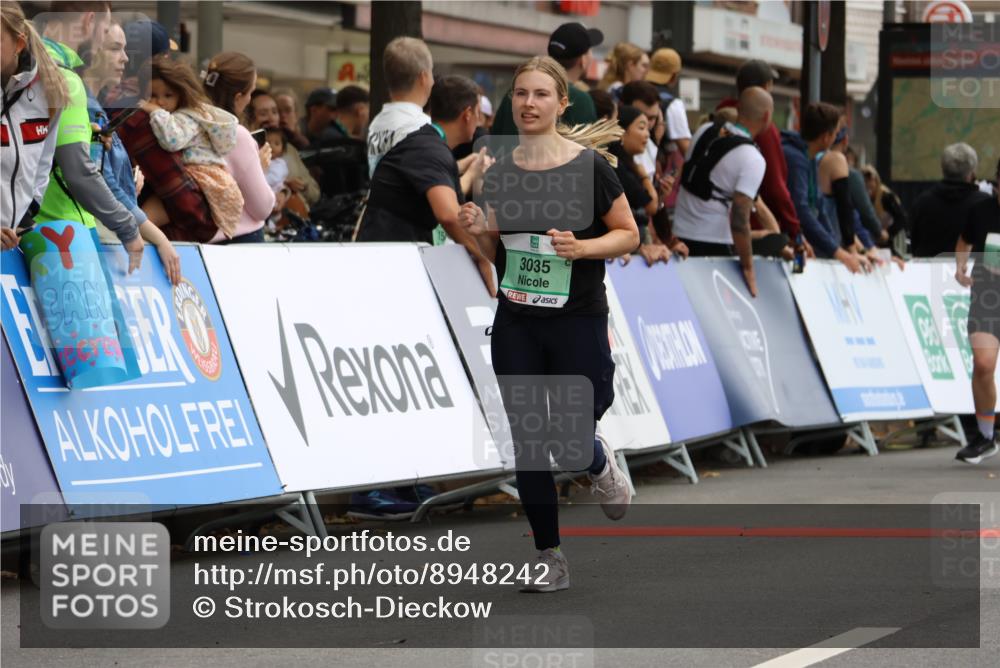 21.09.2025 - PSD Bank Halbmarathon Strokosch-Dieckow http://msf.ph/oto/8948242 21.09.2025 12:36:44 Ziel 2802, 2807, 3035, 3125, 3656, 3721 meine-sportfotos.de