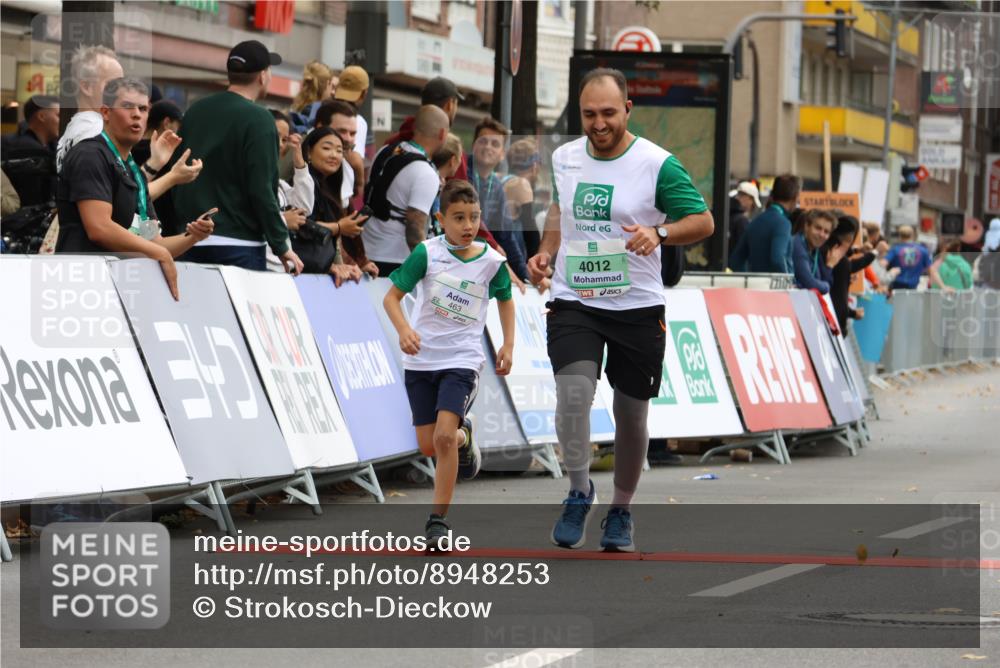 21.09.2025 - PSD Bank Halbmarathon Strokosch-Dieckow http://msf.ph/oto/8948253 21.09.2025 12:36:51 Ziel 3035, 3125, 4012 meine-sportfotos.de