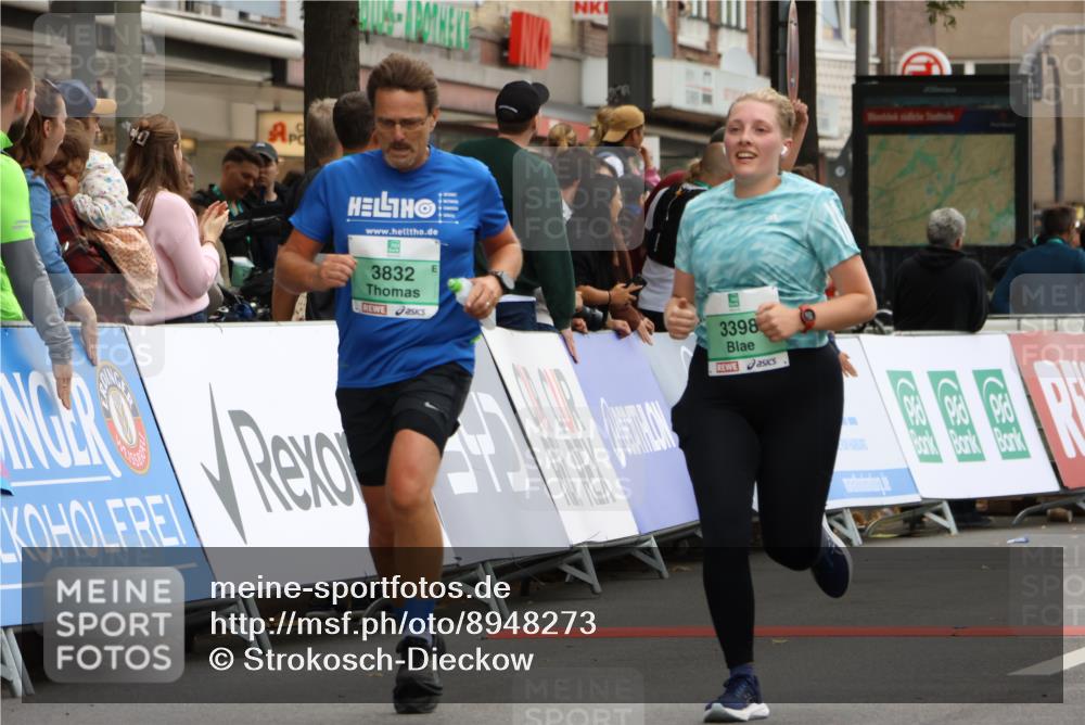 21.09.2025 - PSD Bank Halbmarathon Strokosch-Dieckow http://msf.ph/oto/8948273 21.09.2025 12:37:40 Ziel 3377, 3398, 3405, 3553, 3832 meine-sportfotos.de