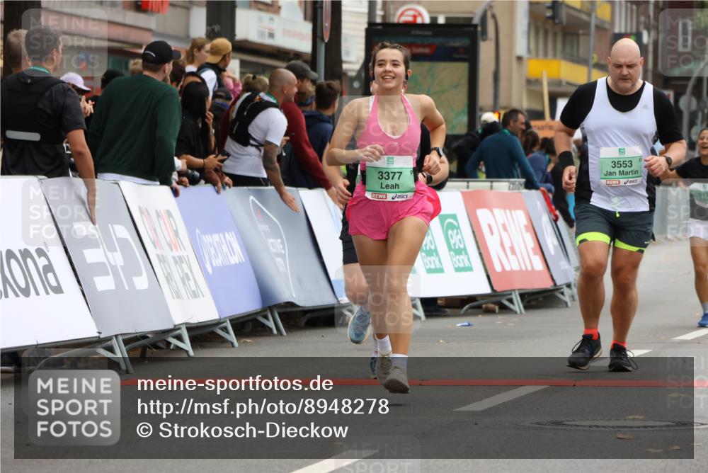 21.09.2025 - PSD Bank Halbmarathon Strokosch-Dieckow http://msf.ph/oto/8948278 21.09.2025 12:37:44 Ziel 3377, 3398, 3405, 3553, 3717, 3832 meine-sportfotos.de
