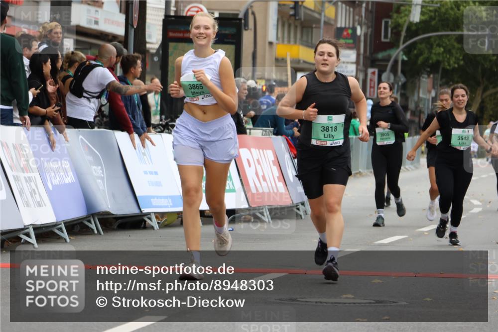21.09.2025 - PSD Bank Halbmarathon Strokosch-Dieckow http://msf.ph/oto/8948303 21.09.2025 12:38:03 Ziel 3233, 3487, 3543, 3703, 3818, 3865, 3905 meine-sportfotos.de