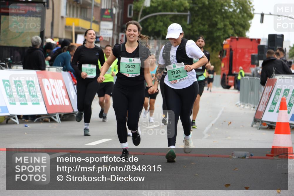 21.09.2025 - PSD Bank Halbmarathon Strokosch-Dieckow http://msf.ph/oto/8948315 21.09.2025 12:38:06 Ziel 1156, 3233, 3487, 3543, 3703, 3799, 3818, 3865, 3905 meine-sportfotos.de