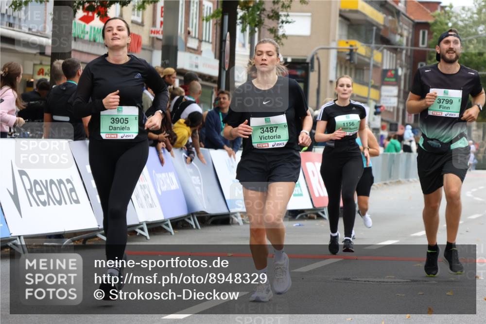 21.09.2025 - PSD Bank Halbmarathon Strokosch-Dieckow http://msf.ph/oto/8948329 21.09.2025 12:38:12 Ziel 1156, 3211, 3212, 3487, 3543, 3703, 3799, 3818, 3865, 3905 meine-sportfotos.de
