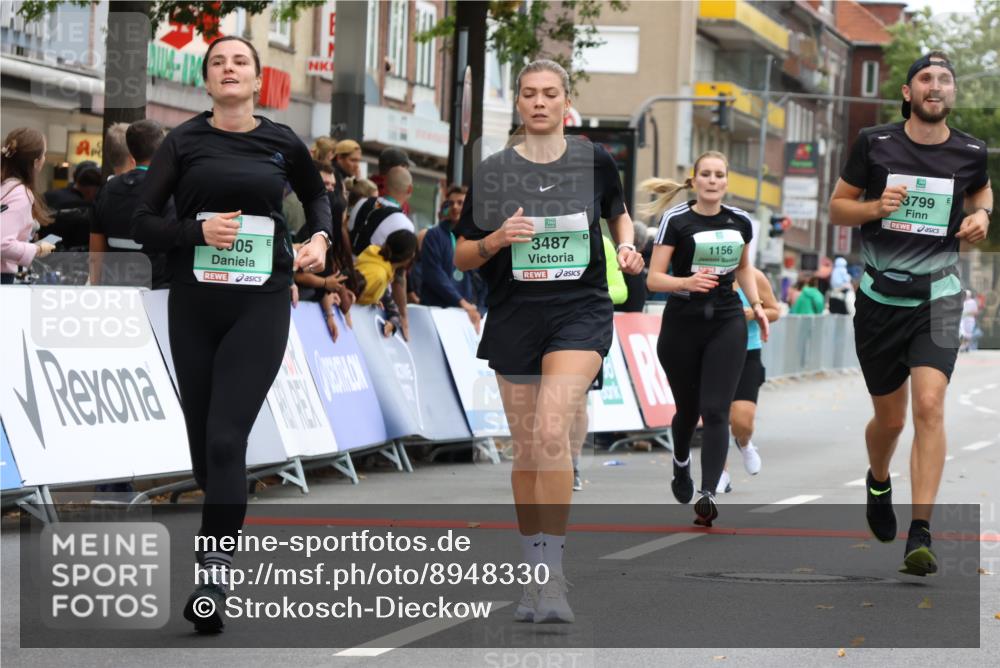 21.09.2025 - PSD Bank Halbmarathon Strokosch-Dieckow http://msf.ph/oto/8948330 21.09.2025 12:38:12 Ziel 1156, 3211, 3212, 3487, 3543, 3703, 3799, 3818, 3865, 3905 meine-sportfotos.de