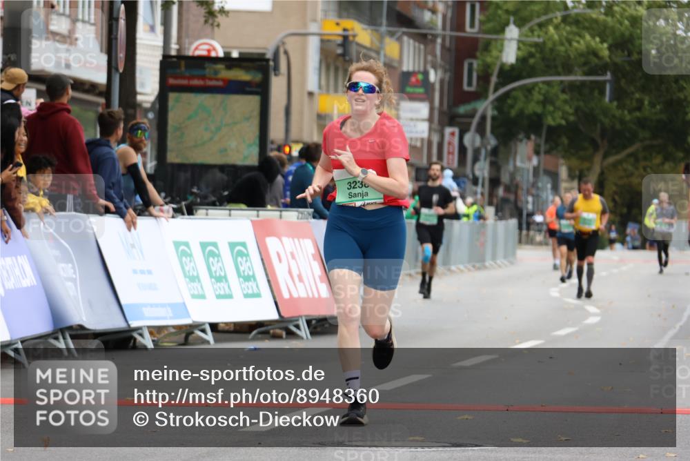 21.09.2025 - PSD Bank Halbmarathon Strokosch-Dieckow http://msf.ph/oto/8948360 21.09.2025 12:39:04 Ziel 3238, 3280, 3365 meine-sportfotos.de