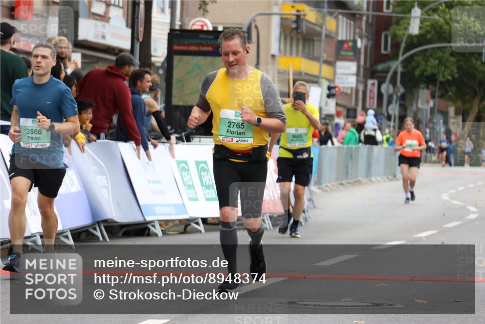 21.09.2025 - PSD Bank Halbmarathon Strokosch-Dieckow http://msf.ph/oto/8948374 21.09.2025 12:39:23 Ziel 2765, 3566, 3623, 3797 meine-sportfotos.de