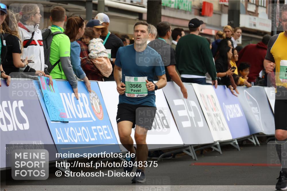 21.09.2025 - PSD Bank Halbmarathon Strokosch-Dieckow http://msf.ph/oto/8948375 21.09.2025 12:39:24 Ziel 2765, 3566, 3623, 3797 meine-sportfotos.de