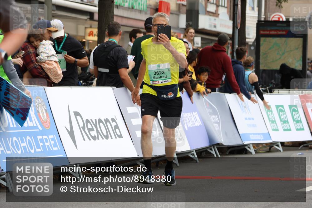 21.09.2025 - PSD Bank Halbmarathon Strokosch-Dieckow http://msf.ph/oto/8948380 21.09.2025 12:39:27 Ziel 2709, 2765, 3566, 3623 meine-sportfotos.de