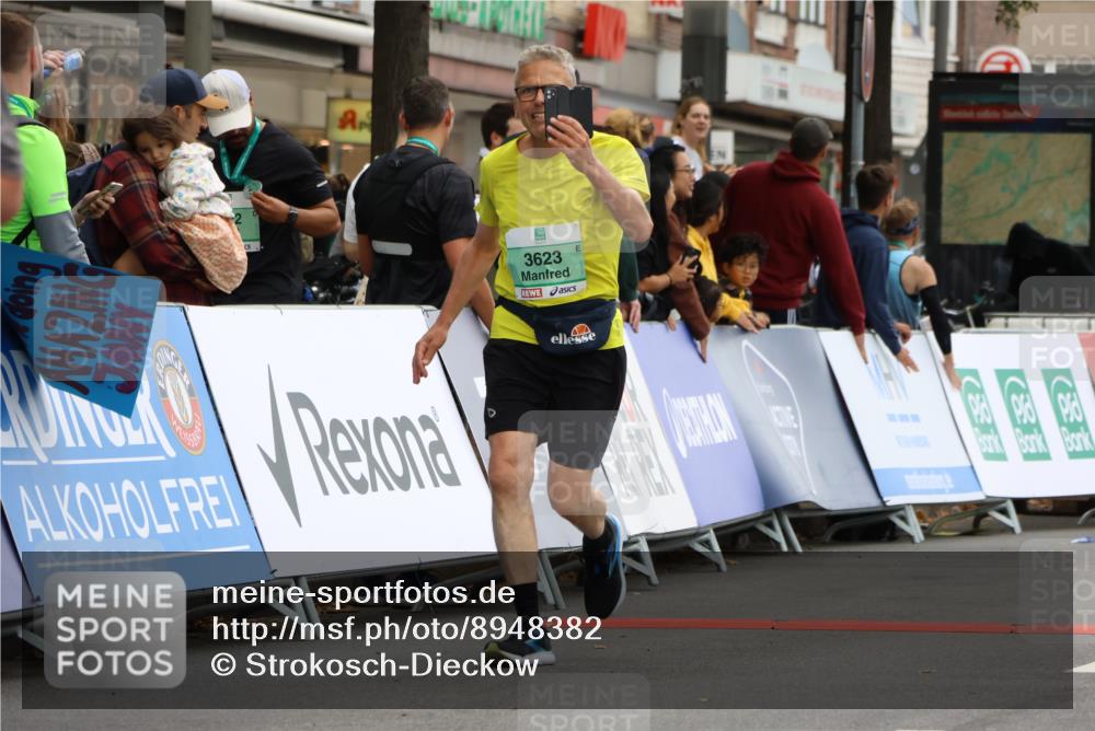 21.09.2025 - PSD Bank Halbmarathon Strokosch-Dieckow http://msf.ph/oto/8948382 21.09.2025 12:39:28 Ziel 2709, 2765, 3566, 3623 meine-sportfotos.de