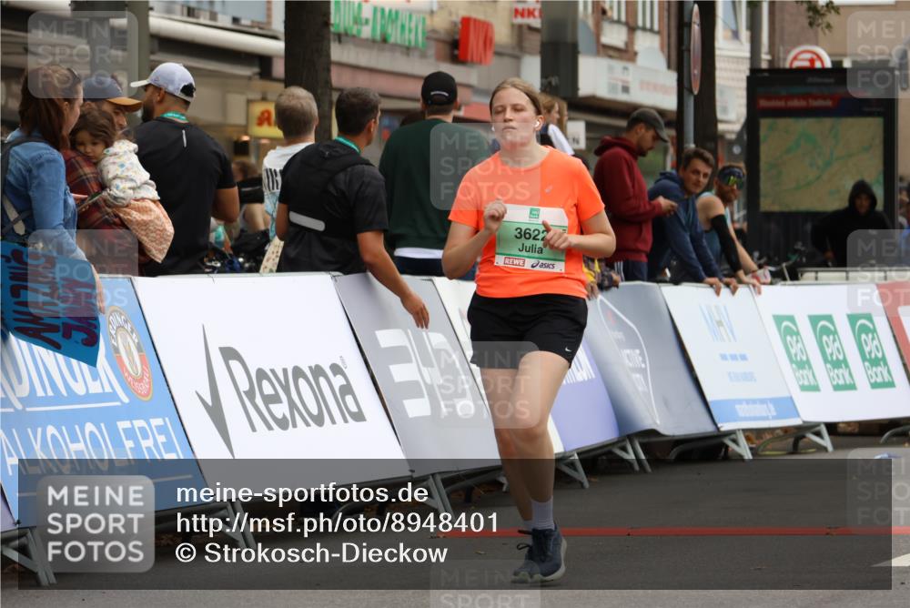 21.09.2025 - PSD Bank Halbmarathon Strokosch-Dieckow http://msf.ph/oto/8948401 21.09.2025 12:39:39 Ziel 2709, 3622 meine-sportfotos.de