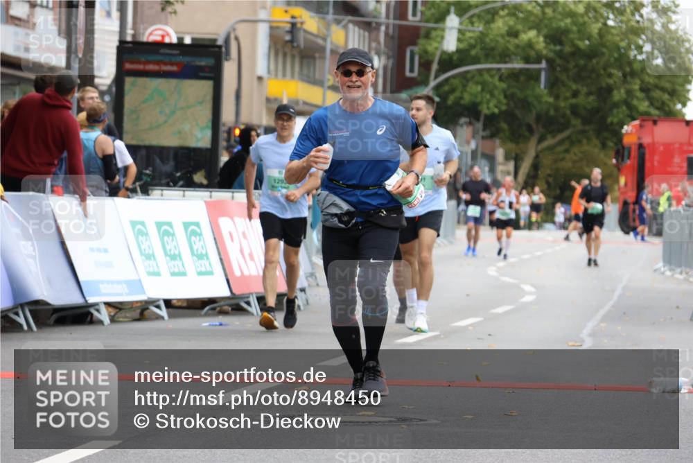 21.09.2025 - PSD Bank Halbmarathon Strokosch-Dieckow http://msf.ph/oto/8948450 21.09.2025 12:41:00 Ziel 1291, 1293, 1540, 3459, 3676 meine-sportfotos.de