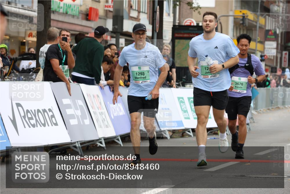 21.09.2025 - PSD Bank Halbmarathon Strokosch-Dieckow http://msf.ph/oto/8948460 21.09.2025 12:41:05 Ziel 1291, 1293, 1540, 3459, 3676 meine-sportfotos.de