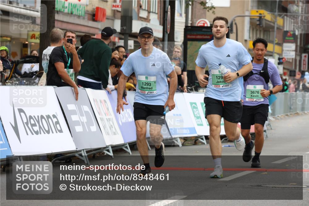 21.09.2025 - PSD Bank Halbmarathon Strokosch-Dieckow http://msf.ph/oto/8948461 21.09.2025 12:41:05 Ziel 1291, 1293, 1540, 3459, 3676 meine-sportfotos.de