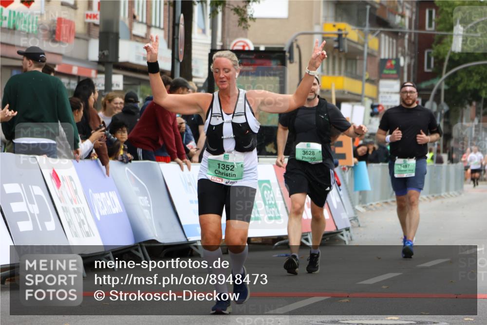 21.09.2025 - PSD Bank Halbmarathon Strokosch-Dieckow http://msf.ph/oto/8948473 21.09.2025 12:41:24 Ziel 1352, 1497, 3628 meine-sportfotos.de