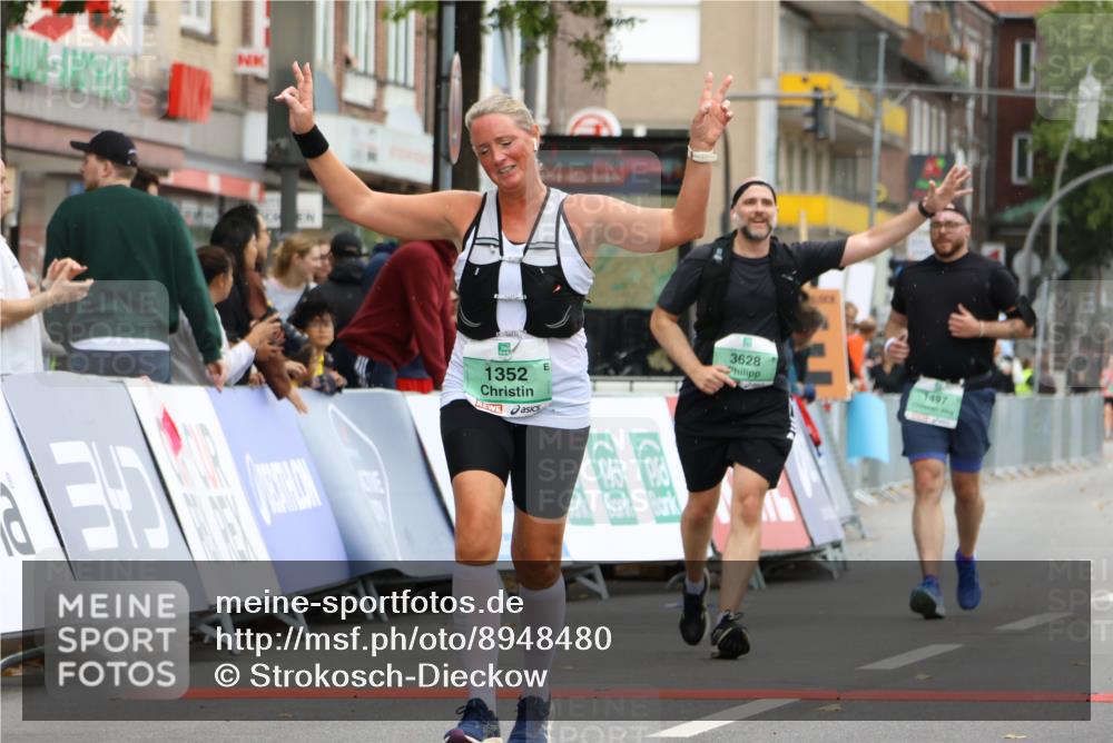 21.09.2025 - PSD Bank Halbmarathon Strokosch-Dieckow http://msf.ph/oto/8948480 21.09.2025 12:41:24 Ziel 1352, 1497, 3628 meine-sportfotos.de