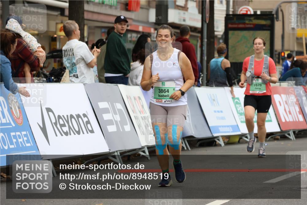 21.09.2025 - PSD Bank Halbmarathon Strokosch-Dieckow http://msf.ph/oto/8948519 21.09.2025 12:42:08 Ziel 1676, 3864 meine-sportfotos.de