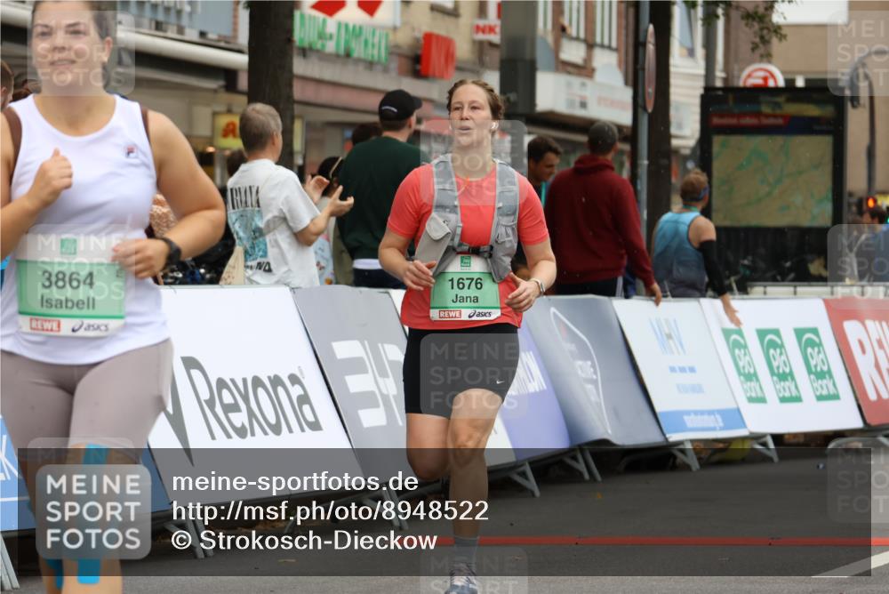 21.09.2025 - PSD Bank Halbmarathon Strokosch-Dieckow http://msf.ph/oto/8948522 21.09.2025 12:42:11 Ziel 1676, 3864 meine-sportfotos.de