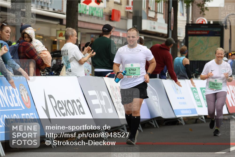 21.09.2025 - PSD Bank Halbmarathon Strokosch-Dieckow http://msf.ph/oto/8948527 21.09.2025 12:42:19 Ziel 1676, 3241, 3381, 3495, 3702 meine-sportfotos.de