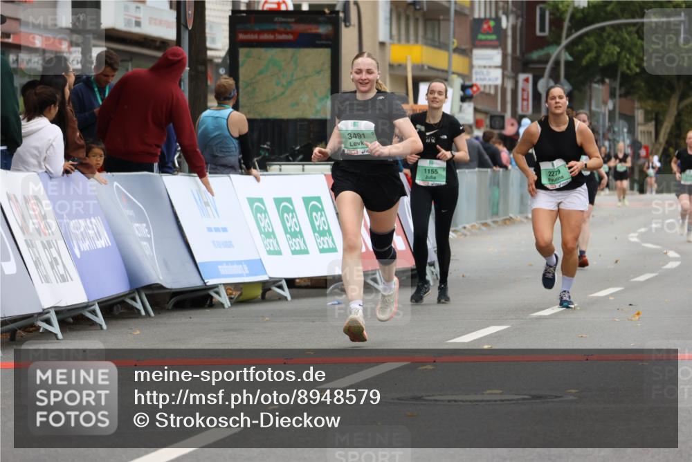 21.09.2025 - PSD Bank Halbmarathon Strokosch-Dieckow http://msf.ph/oto/8948579 21.09.2025 12:43:06 Ziel 1155, 2279, 3491 meine-sportfotos.de