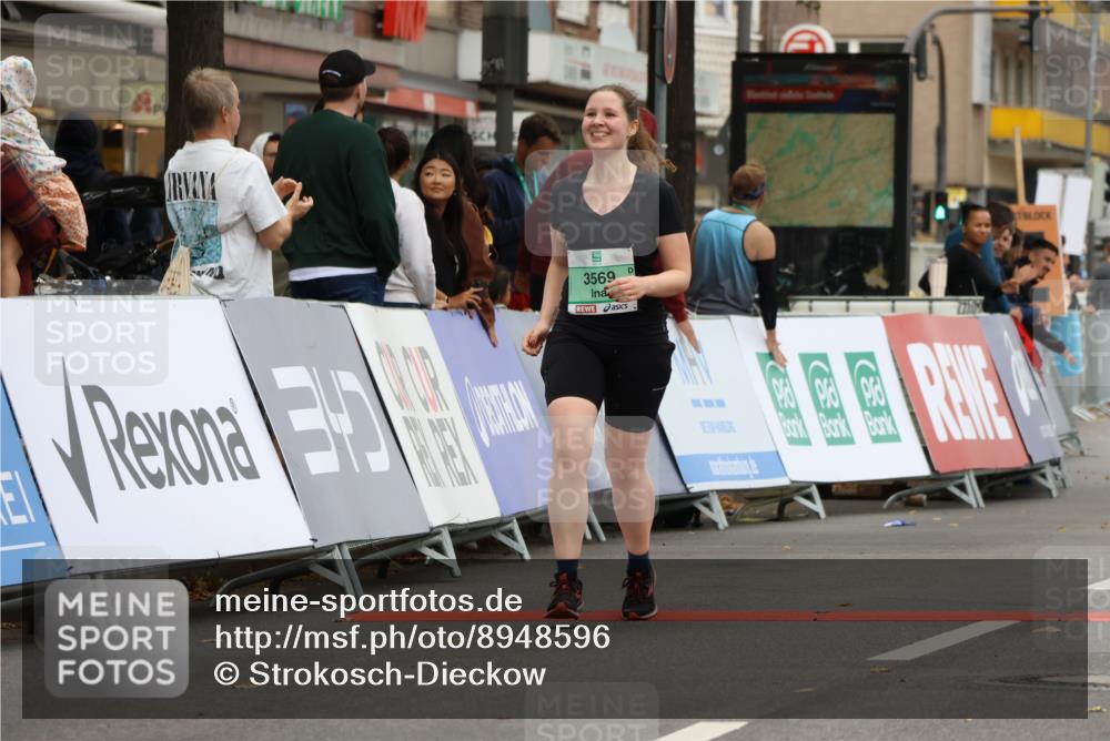 21.09.2025 - PSD Bank Halbmarathon Strokosch-Dieckow http://msf.ph/oto/8948596 21.09.2025 12:43:15 Ziel 1155, 2279, 3491, 3569, 3750 meine-sportfotos.de