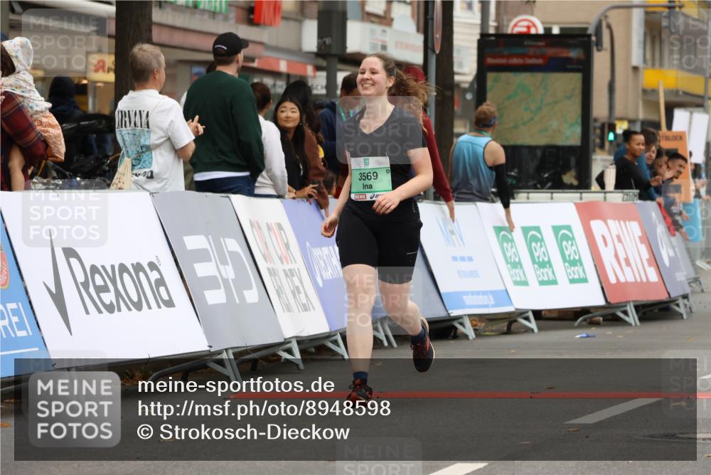 21.09.2025 - PSD Bank Halbmarathon Strokosch-Dieckow http://msf.ph/oto/8948598 21.09.2025 12:43:15 Ziel 1155, 2279, 3491, 3569, 3750 meine-sportfotos.de
