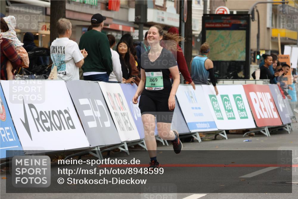 21.09.2025 - PSD Bank Halbmarathon Strokosch-Dieckow http://msf.ph/oto/8948599 21.09.2025 12:43:15 Ziel 1155, 2279, 3491, 3569, 3750 meine-sportfotos.de