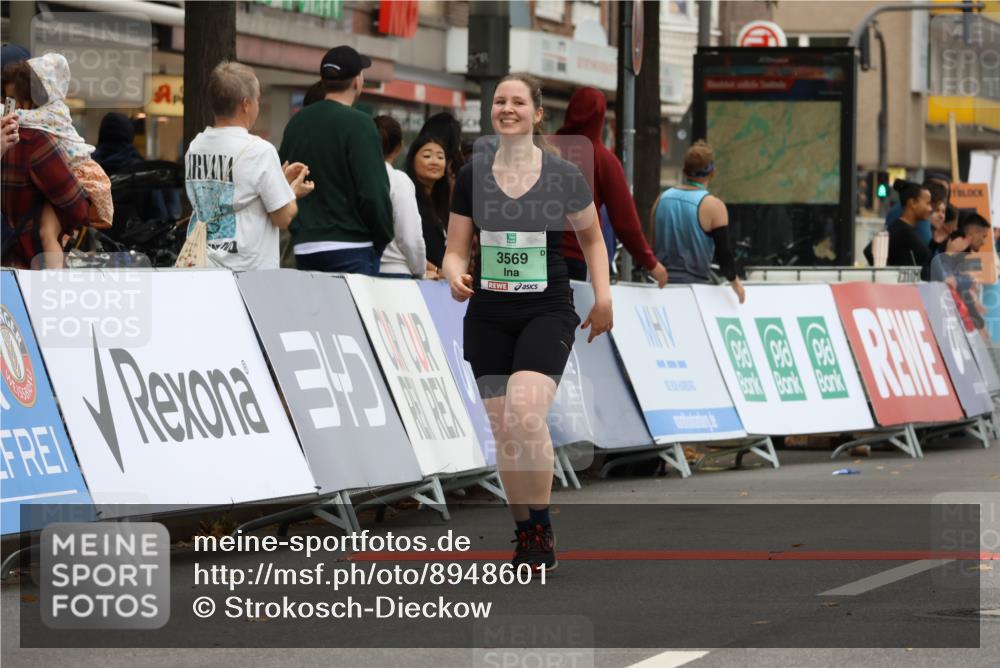 21.09.2025 - PSD Bank Halbmarathon Strokosch-Dieckow http://msf.ph/oto/8948601 21.09.2025 12:43:15 Ziel 1155, 2279, 3491, 3569, 3750 meine-sportfotos.de