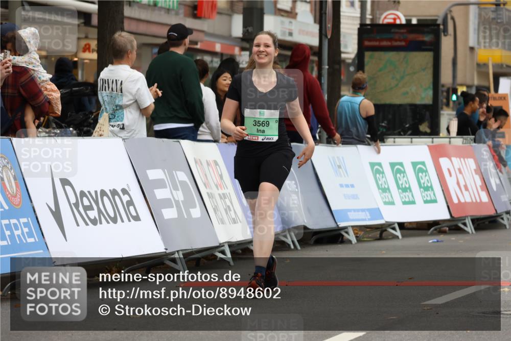 21.09.2025 - PSD Bank Halbmarathon Strokosch-Dieckow http://msf.ph/oto/8948602 21.09.2025 12:43:15 Ziel 1155, 2279, 3491, 3569, 3750 meine-sportfotos.de