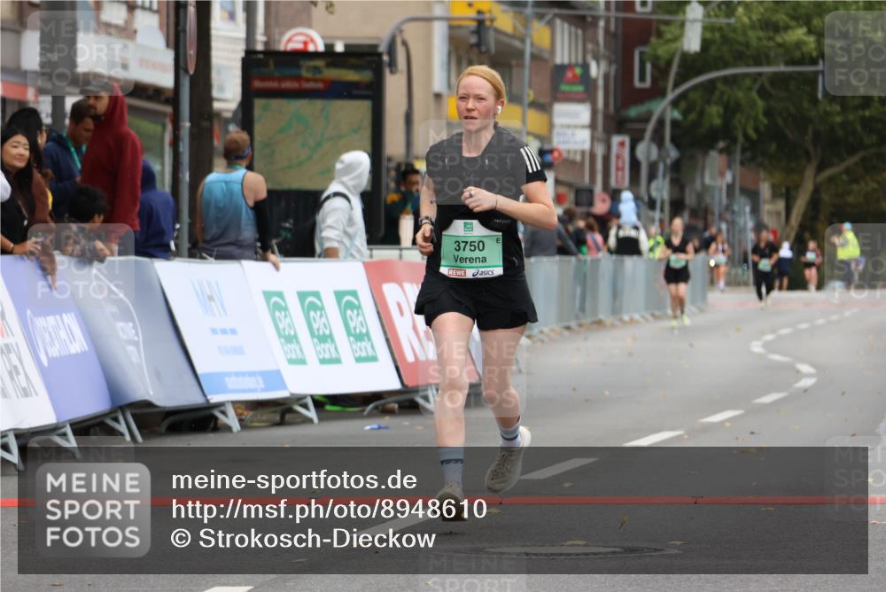 21.09.2025 - PSD Bank Halbmarathon Strokosch-Dieckow http://msf.ph/oto/8948610 21.09.2025 12:43:19 Ziel 1155, 2279, 3569, 3750 meine-sportfotos.de
