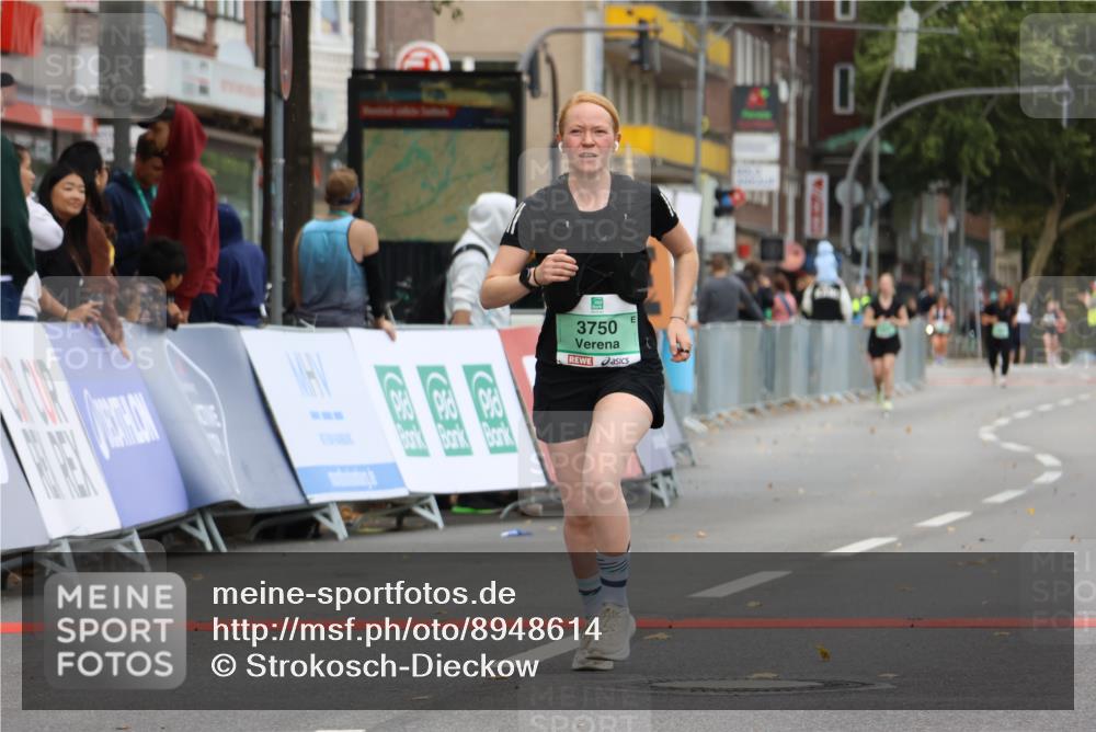 21.09.2025 - PSD Bank Halbmarathon Strokosch-Dieckow http://msf.ph/oto/8948614 21.09.2025 12:43:19 Ziel 1155, 2279, 3569, 3750 meine-sportfotos.de